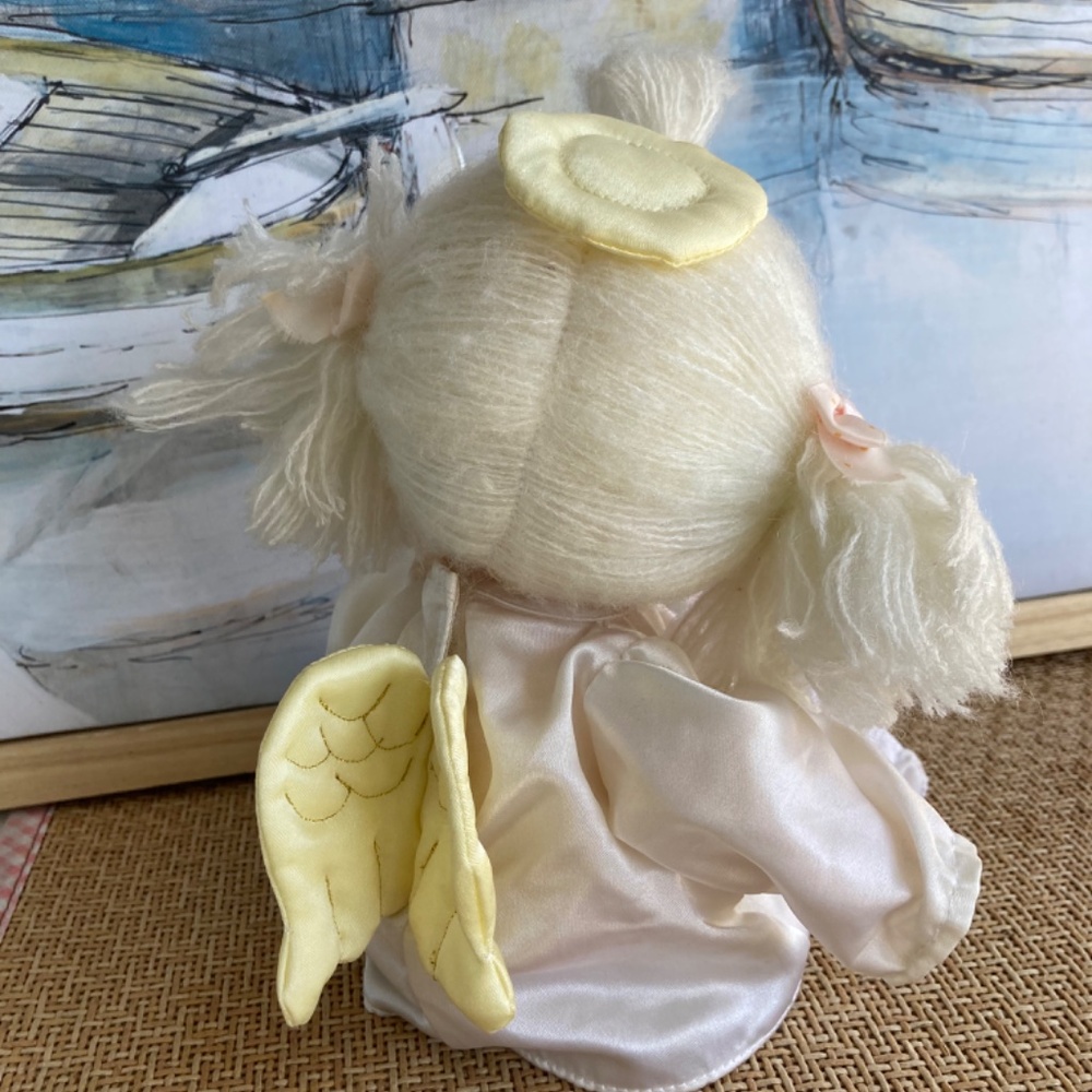 Vintage Applause Precious Moments "Angie" Plush Doll Item # 4510 - Picture 9 of 11